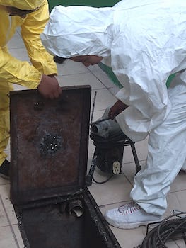 Servicio de fontanería y desazolve de tuberías sanitarias e hidráulicas en la <b>Colonia  Amp. Daniel Garza</b>